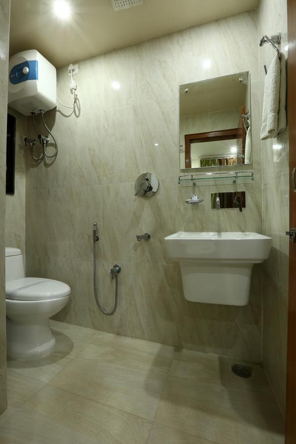 Hotel Sunview International Guwahati Exterior foto